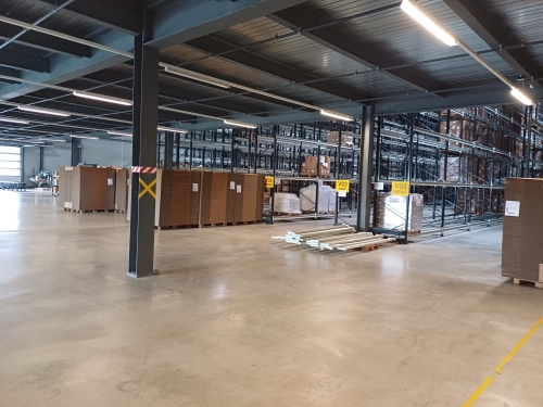 Espace de stockage grandes surfaces